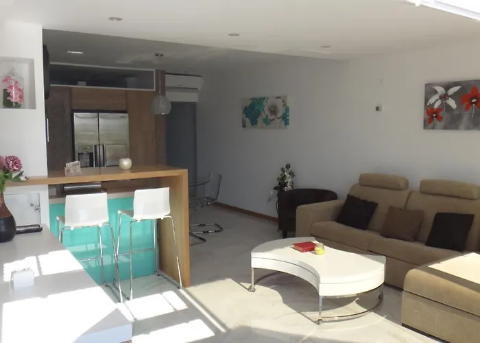 Daire Fantastic On The *