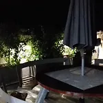 Fantastic On The شقة